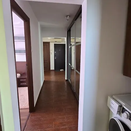 Appartement 104 *